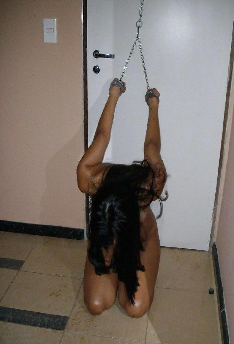 25P Black slave 03