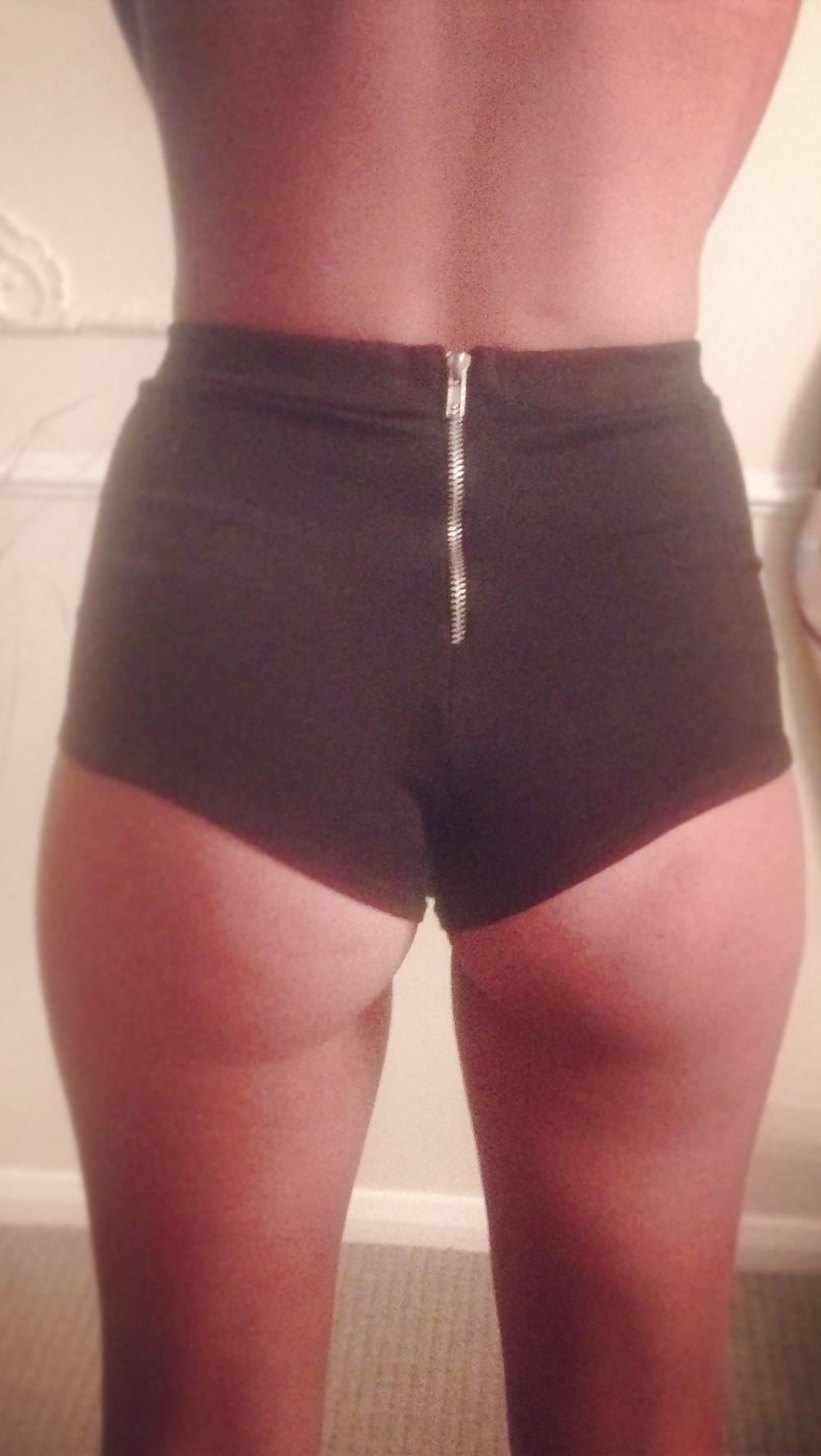 7P Sexy British GF - ass, heels, pantyhose, stockings, upskirt