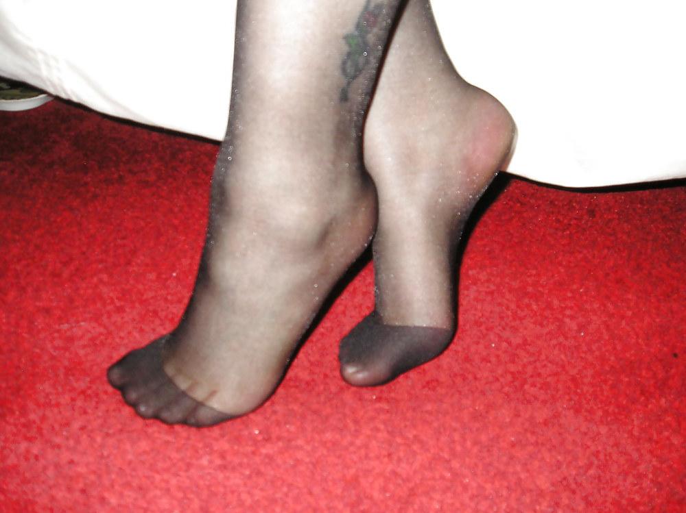 25P Lace top stockings