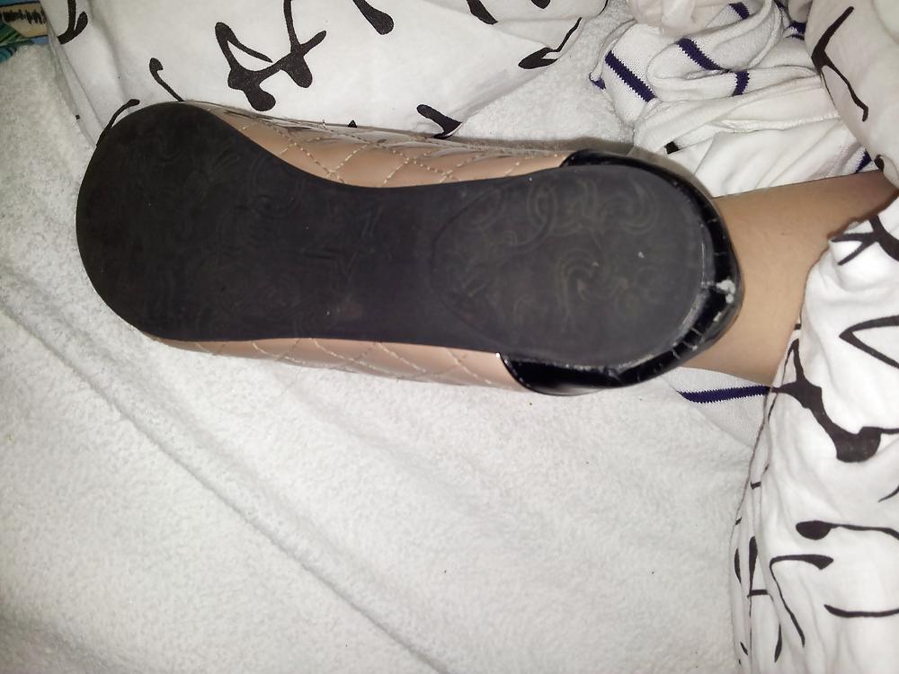 5P Candid neighbor gf in bed flats ballerinas 