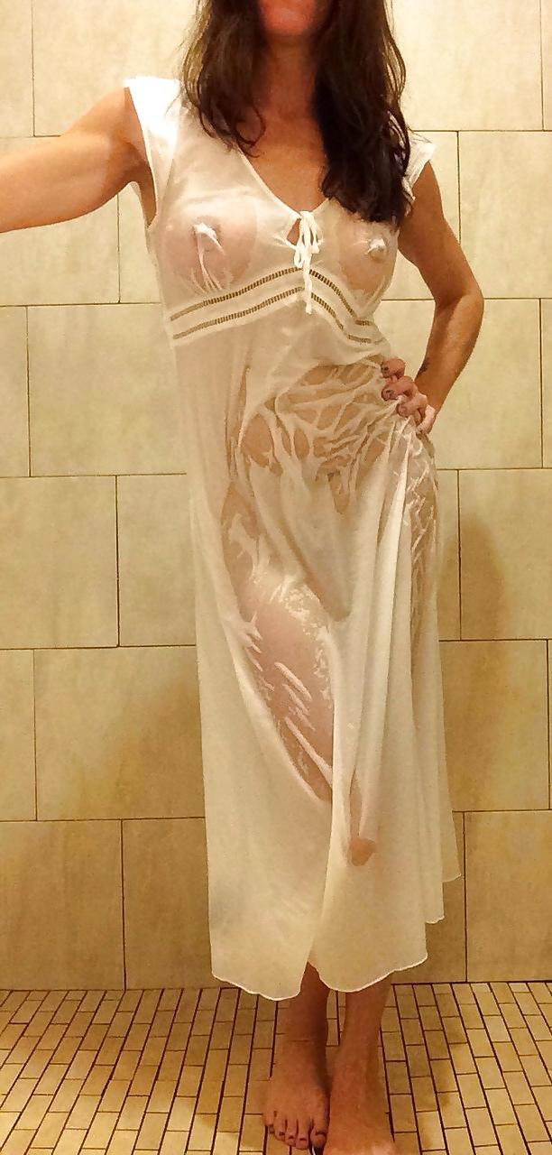10P MILF Shower With Clothes