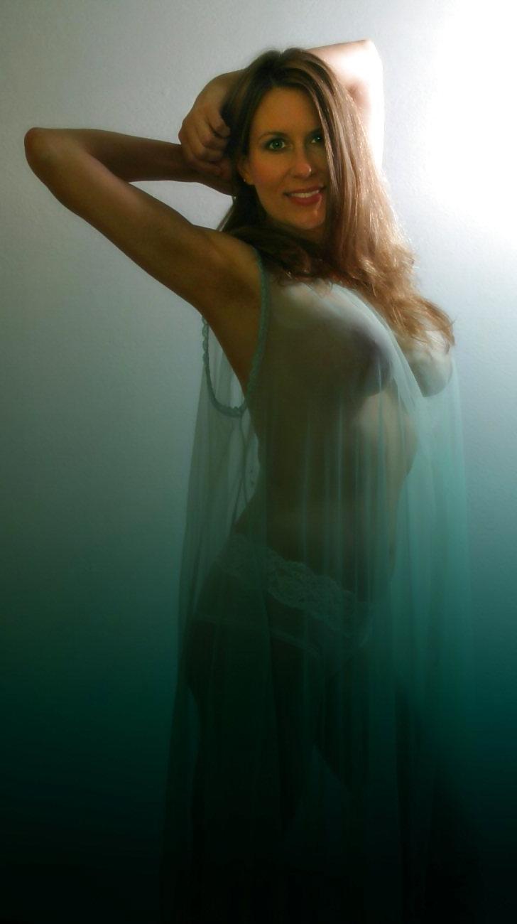 25P Gorgeous MILF slut in sheer