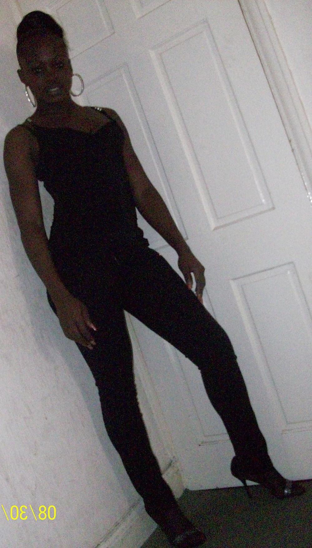 25P Ebony British Slut