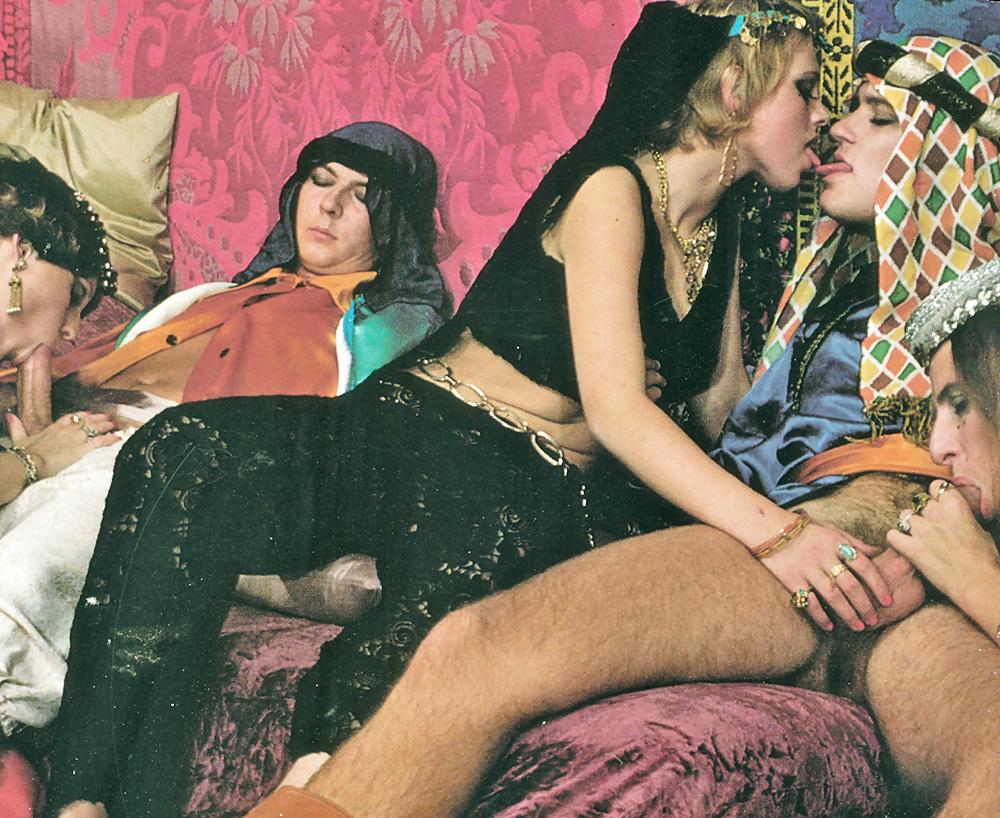 20P Retro Sluts