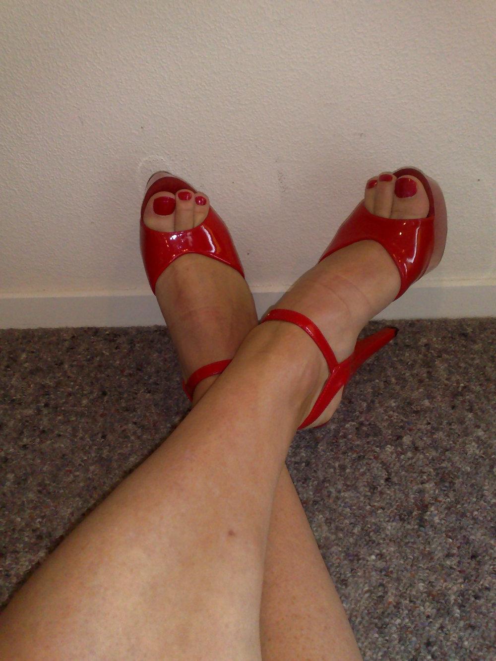 14P Sexy heels, feet and a little bit of cock