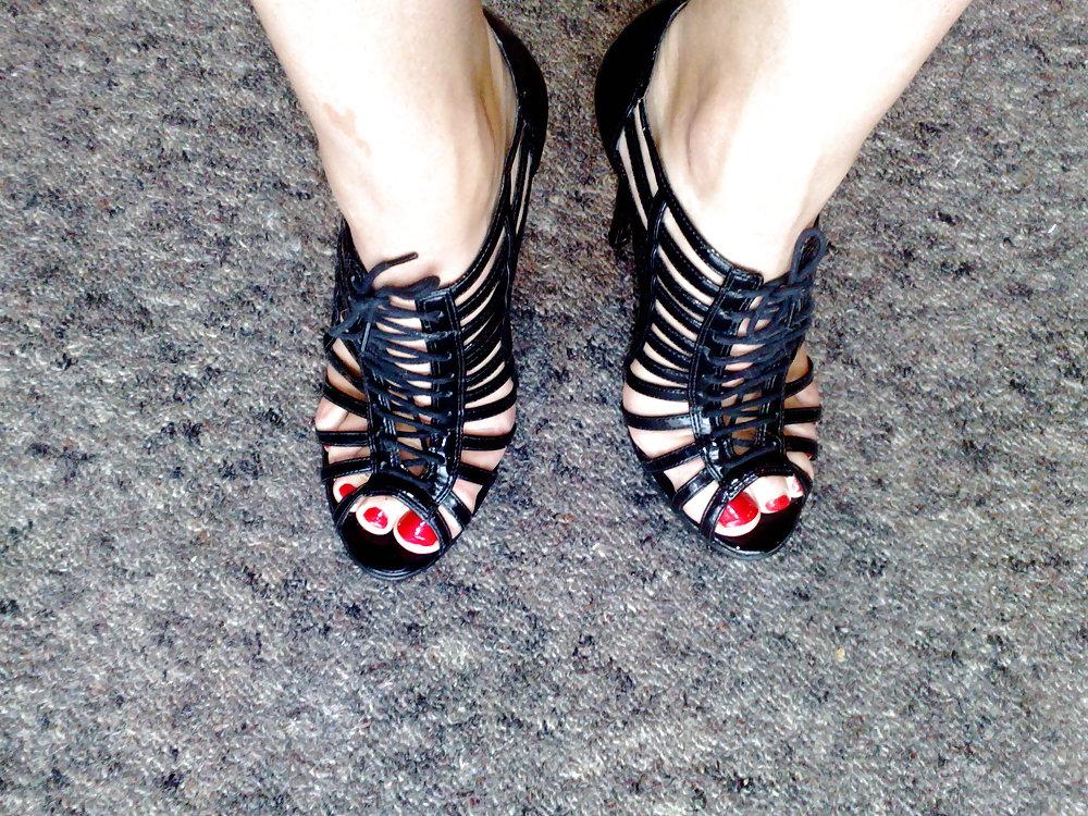 14P Sexy heels, feet and a little bit of cock