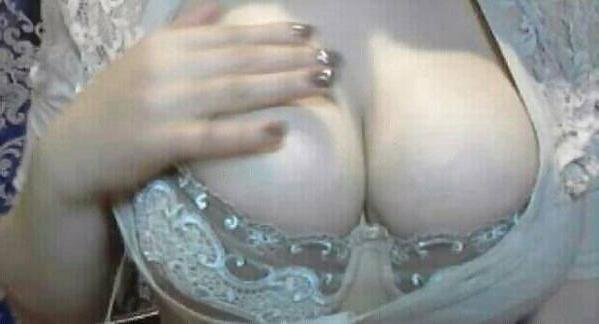 9P Arab Golf Girl