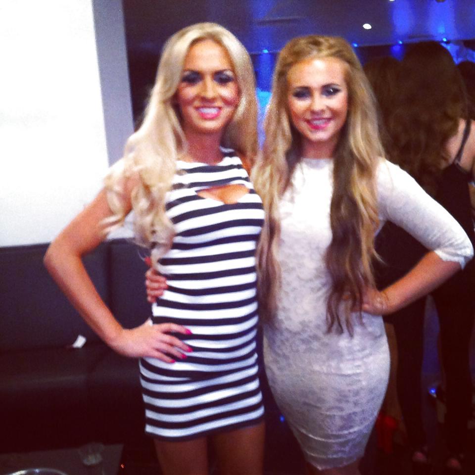 16P Gorgeous Transexual Chelsey from uk