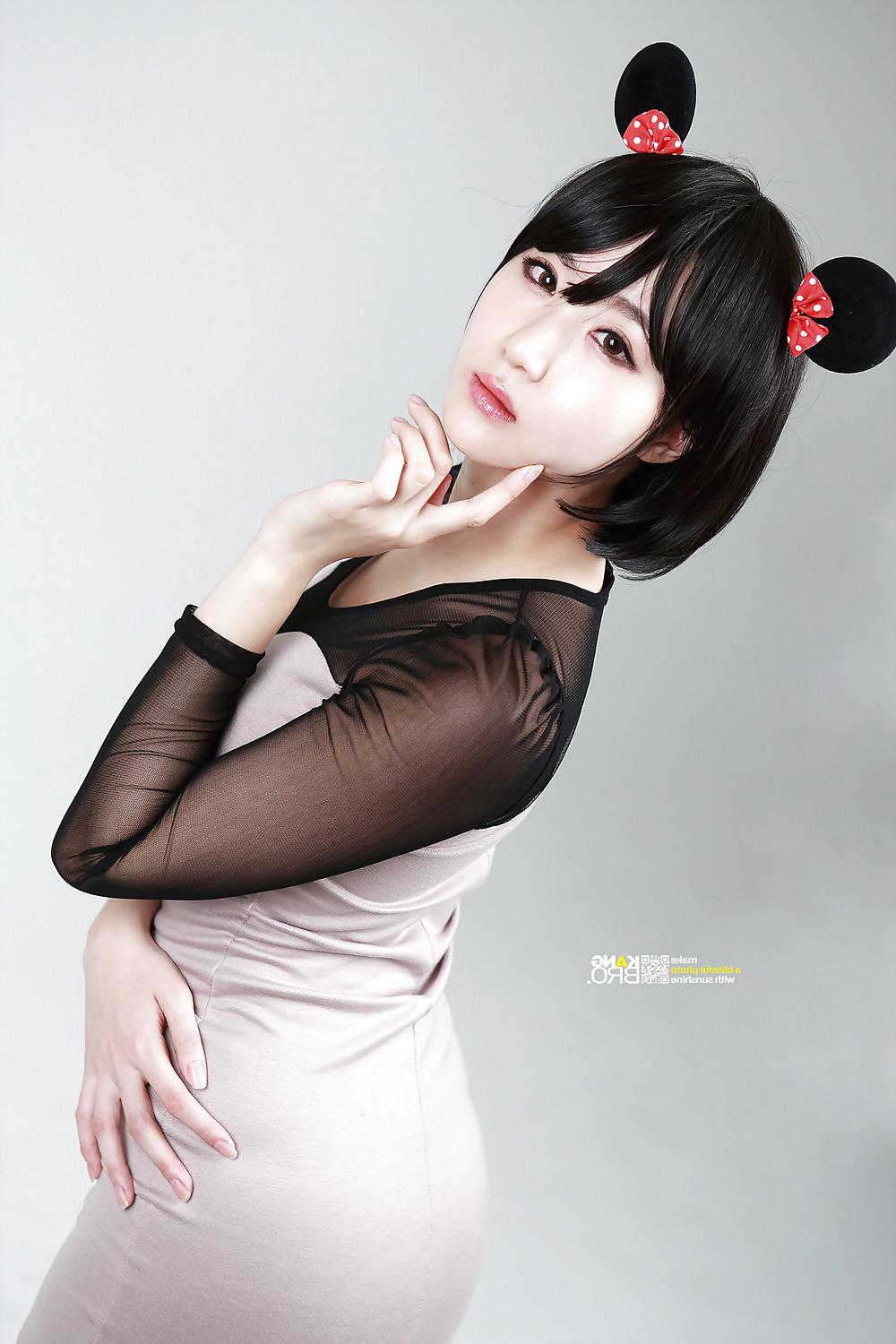 25P Gorgeous Korean Yeon Da Bin