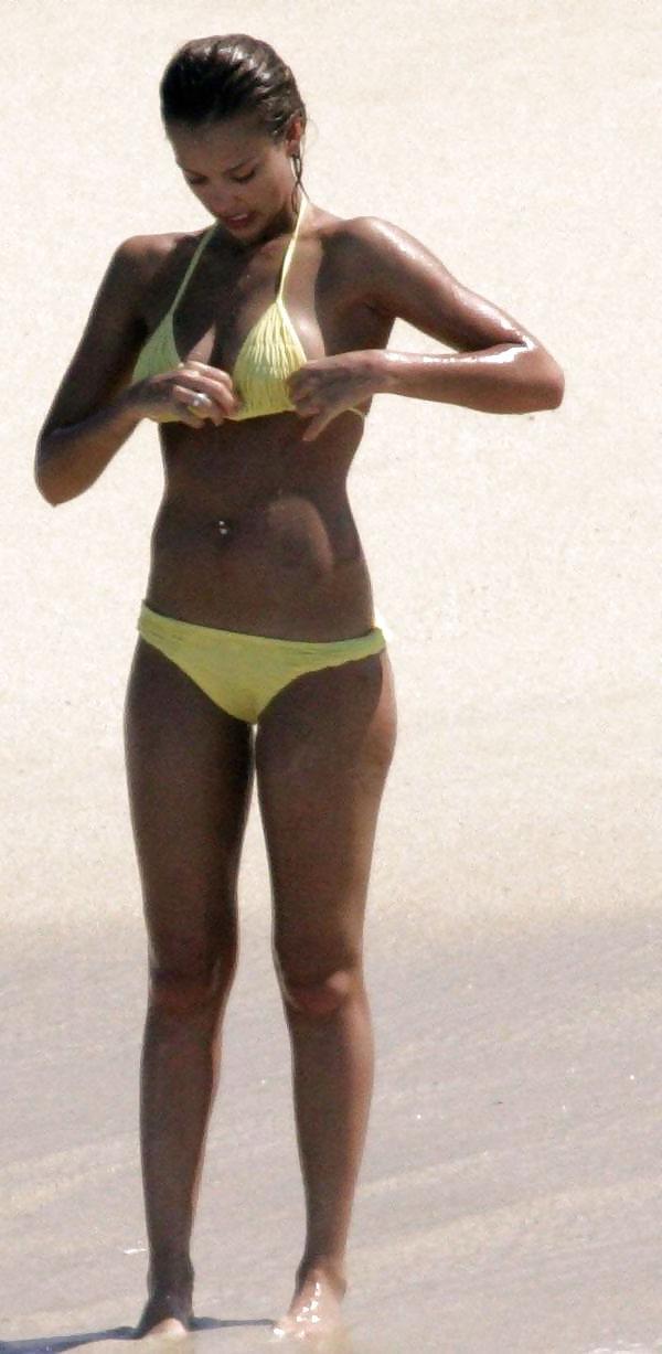 25P Female Celebs - Jessica Alba - Classic 2 of 2
