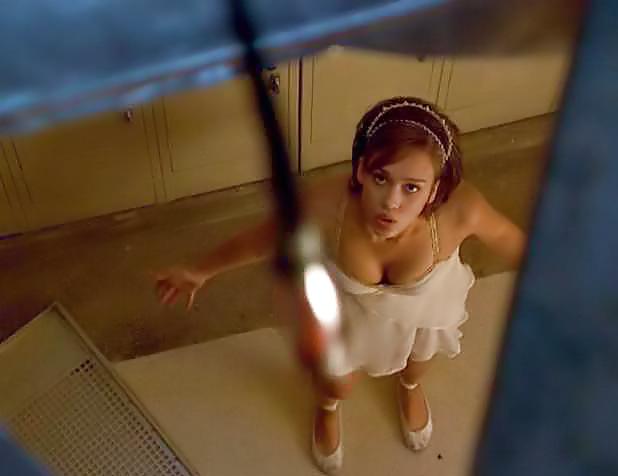 25P Female Celebs - Jessica Alba - Classic 2 of 2