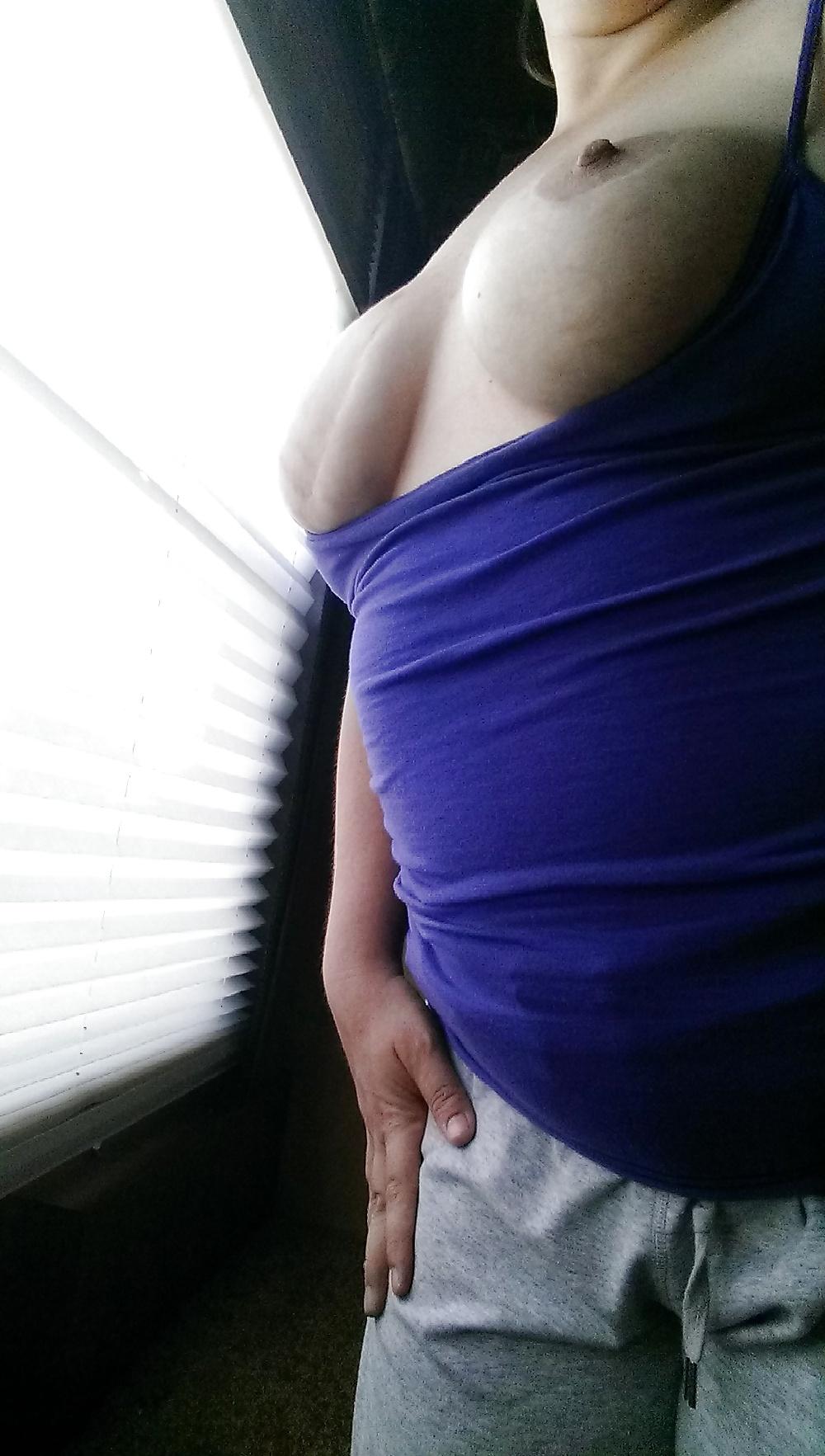8P One Nipple Girl