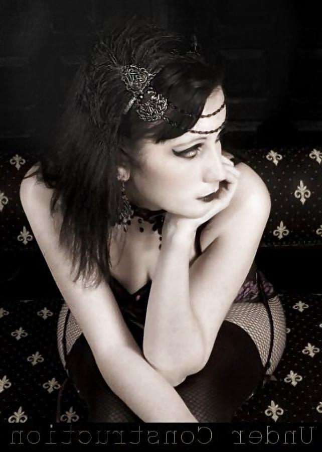 25P Gothic beauties 11