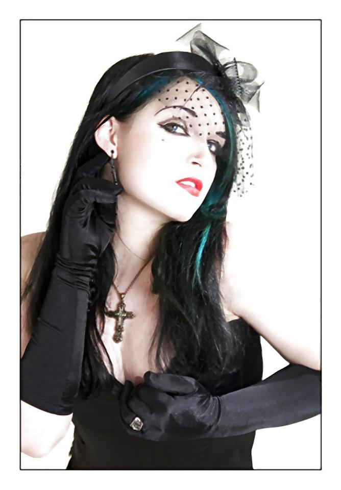 25P Gothic beauties 11