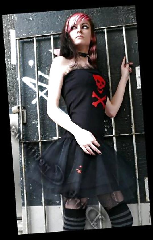 25P Gothic beauties 11