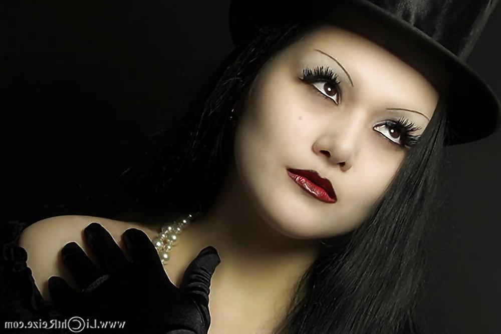 25P Gothic beauties 11