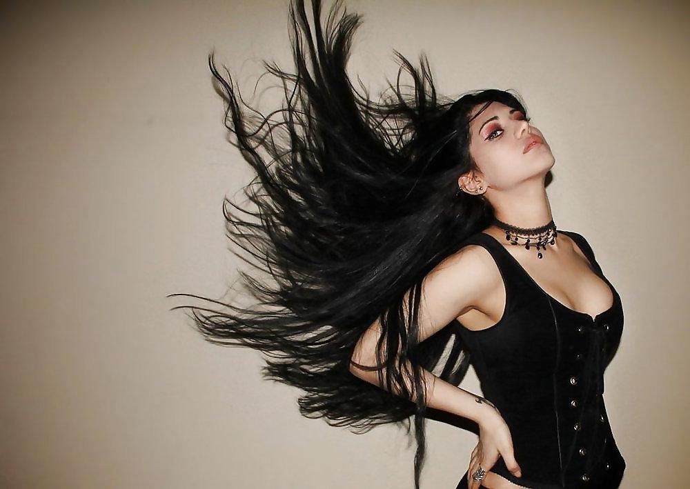 25P Gothic beauties 11