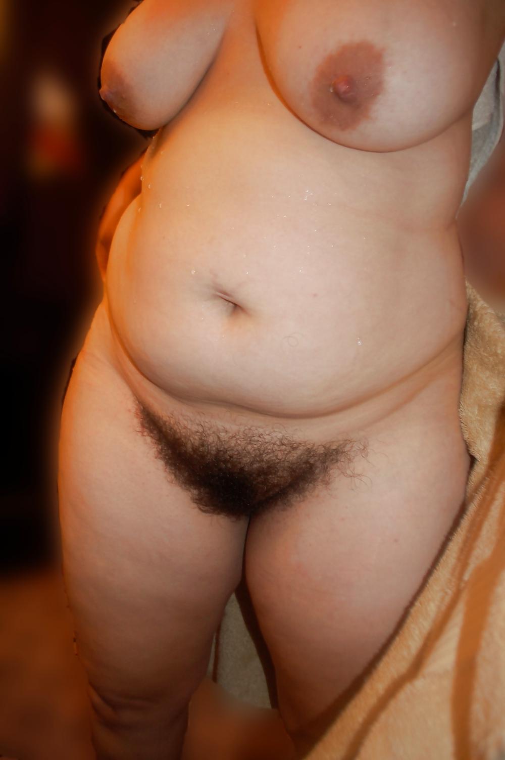 7P Hairy BBW wife out of shower