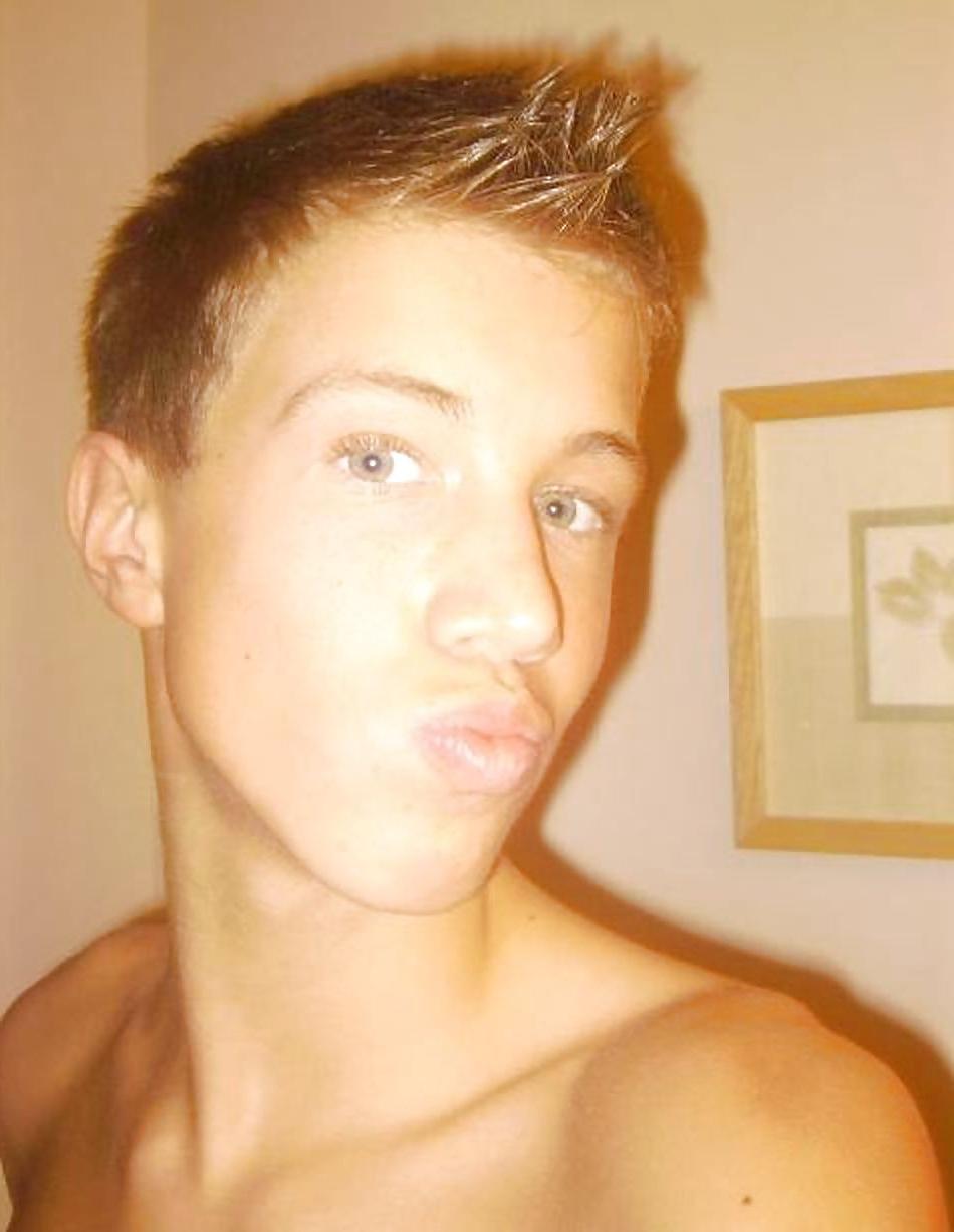 25P Young Boys in Undies geile jungs in Underwear 