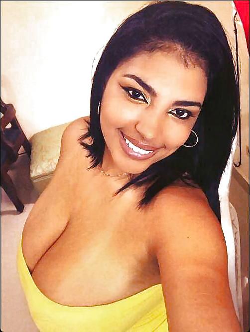 25P What I Like - Cleavage Special II