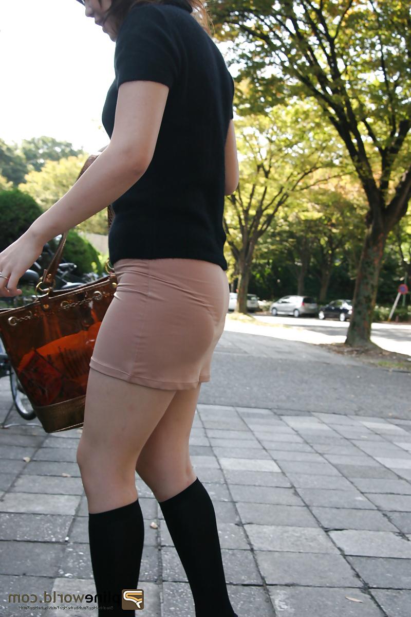 25P Asian skirts pants and pantys