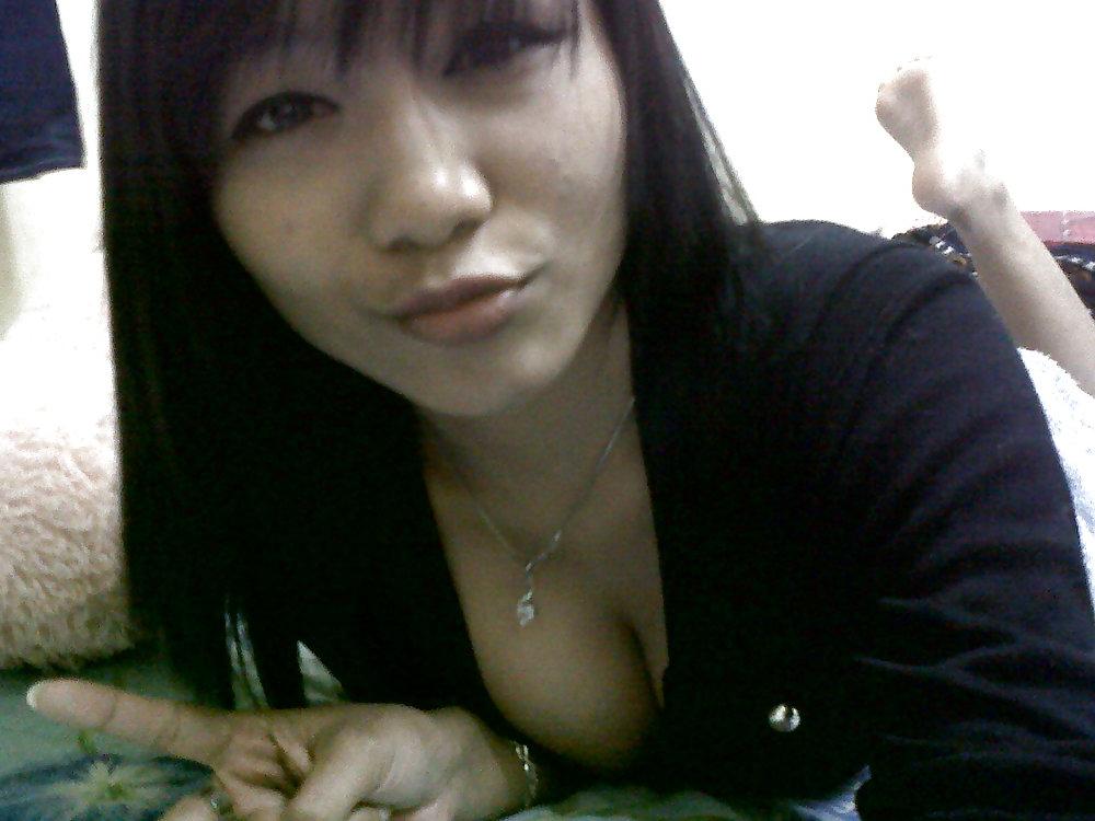 25P Asian naughty girl