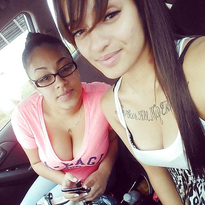 25P Latina cleavage 1 