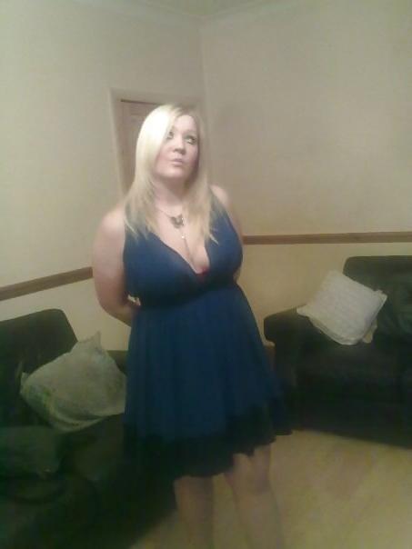 22P British Chloe Louise Simpson