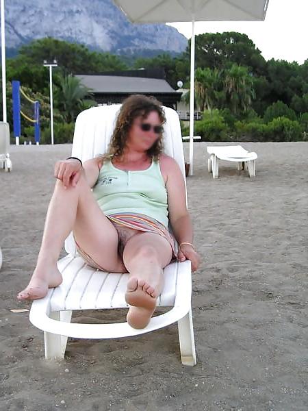 25P Some outdoor BBW Amateur pics#3