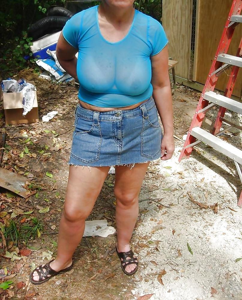 11P BBW and Mature 28 by Searcher1957