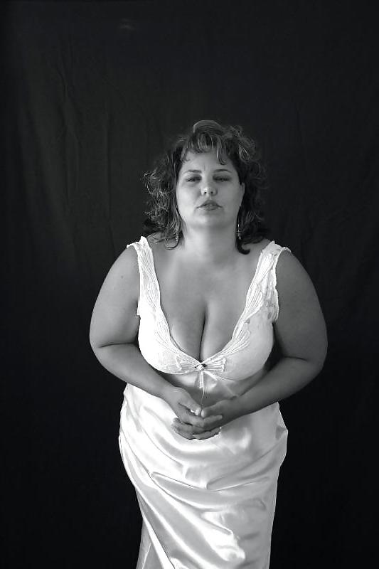 25P BBW Cleavage Collection #8
