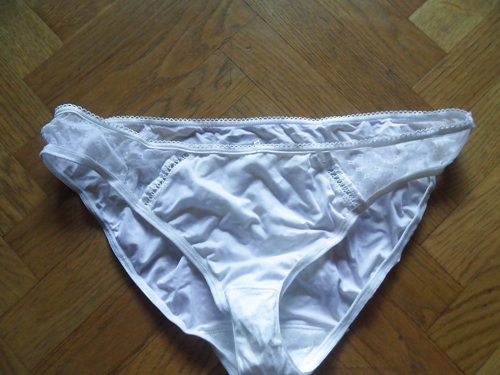 7P Slip trouve chantelle taiile 44en elastane 