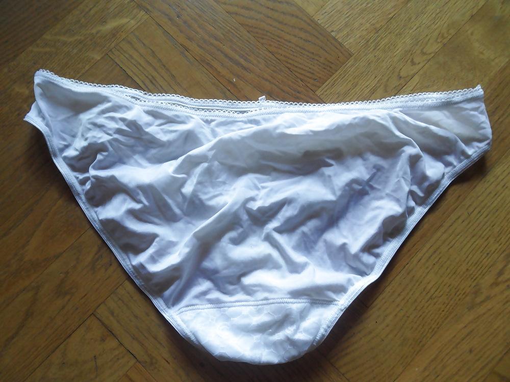 7P Slip trouve chantelle taiile 44en elastane 