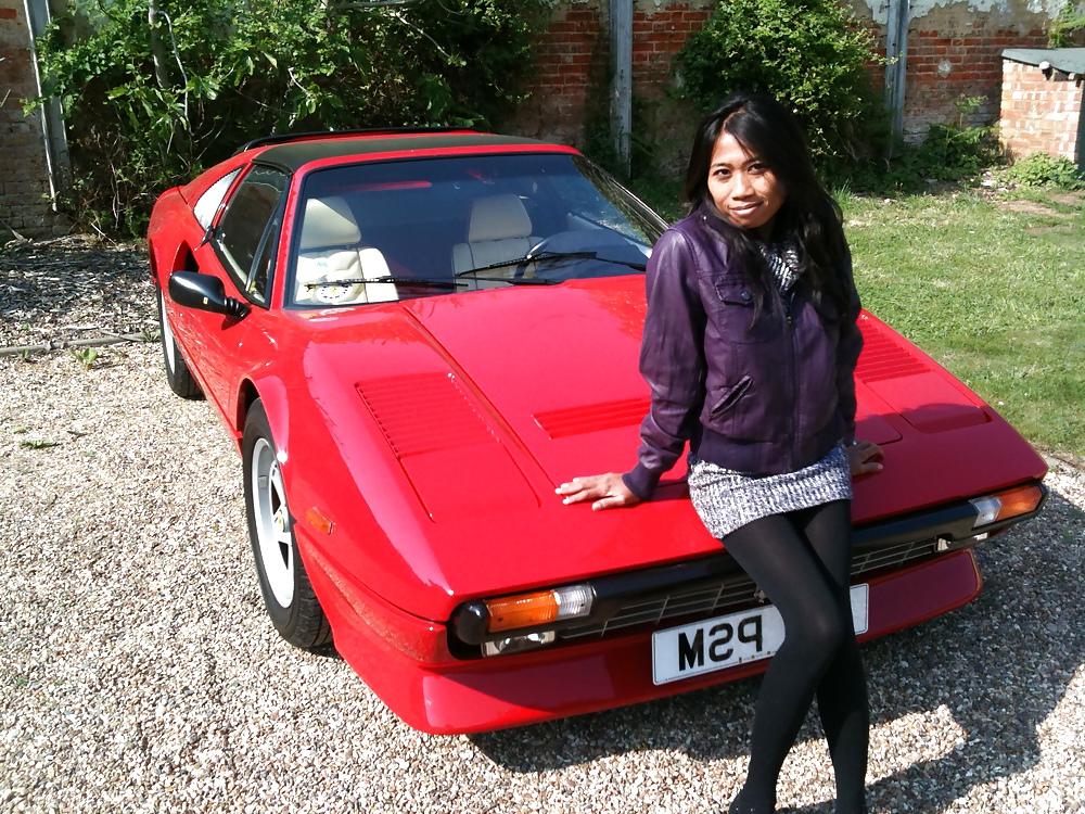 8P Red Hot Asian public nudity i car park