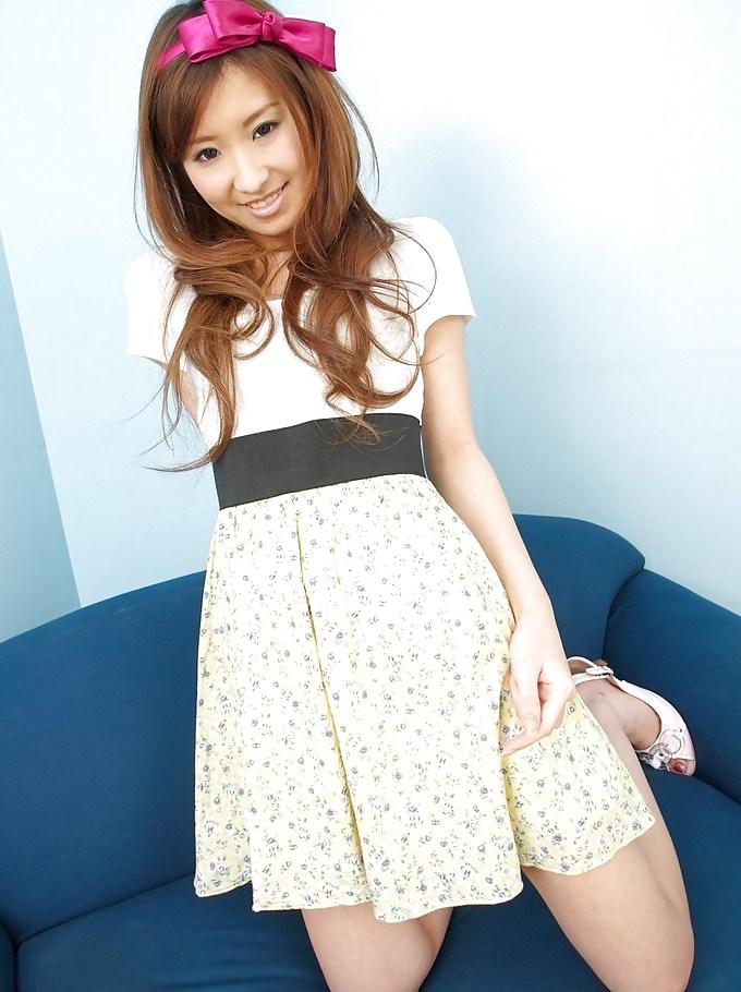10P Cute Asian Teen Virgin!