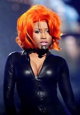 12P Nicki minaj cleavage