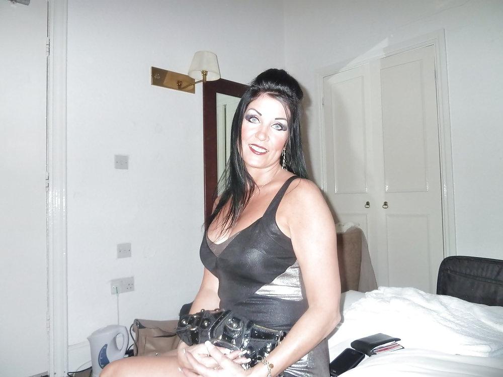 11P British Fiona Maoui 
