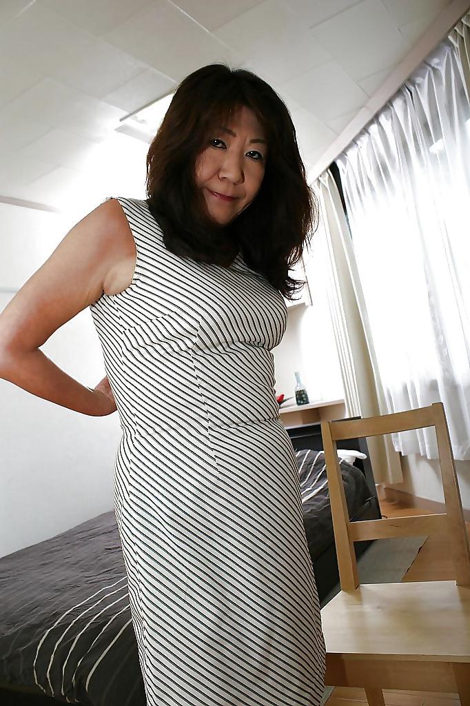 25P Asian Granny Strip & Fuck 2