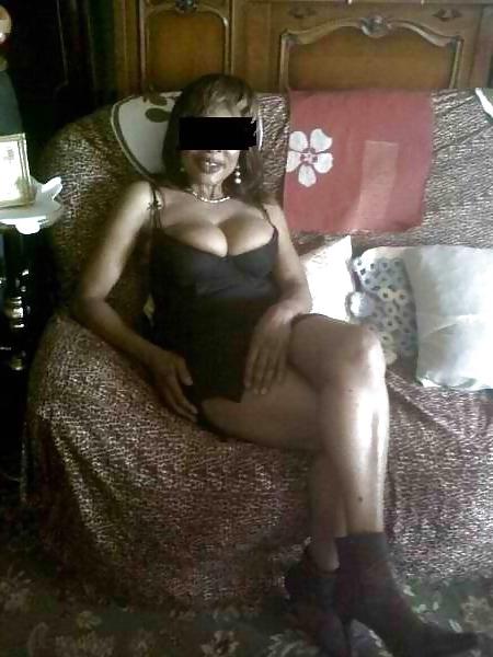 25P ALL KINDS OF MATURE BLACK WOMEN PT.32