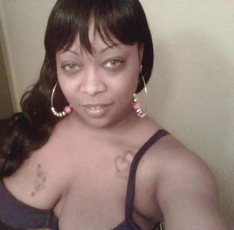 25P ALL KINDS OF MATURE BLACK WOMEN PT.31