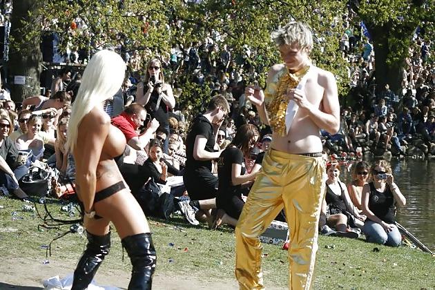 23P Danish Strippers Public