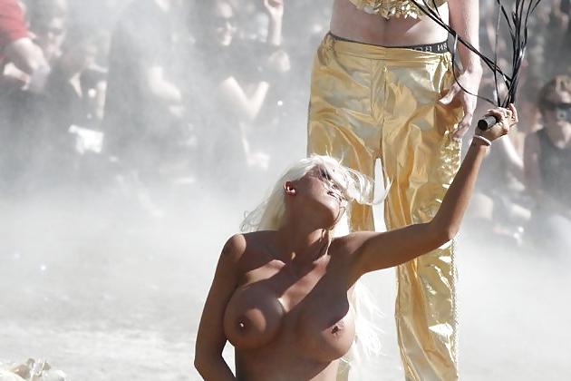 23P Danish Strippers Public