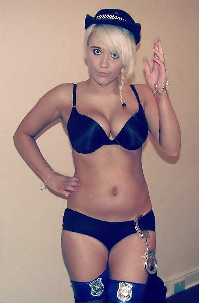 25P Blonde British Chav