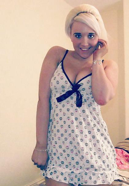 25P Blonde British Chav