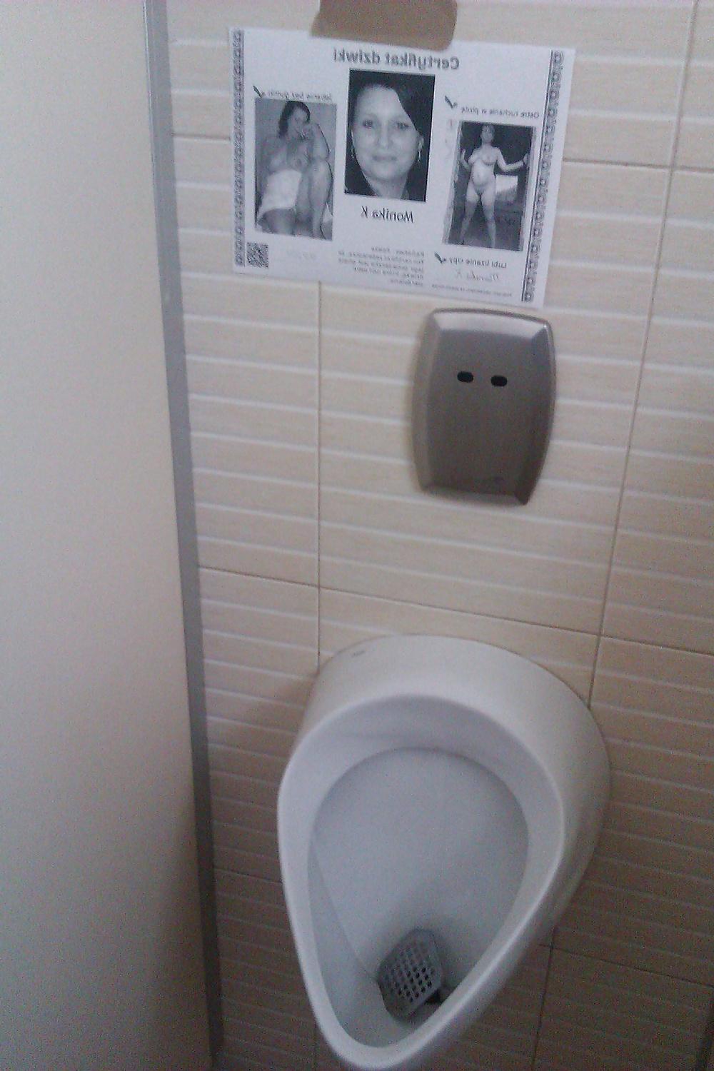 10P Sluts exposed at public wc