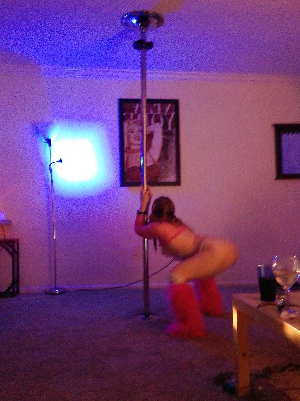 14P Pole Dancing