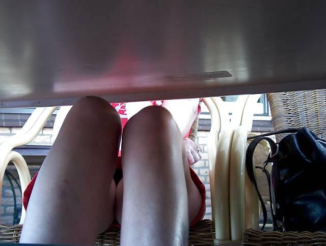 10P Upskirt restaurant
