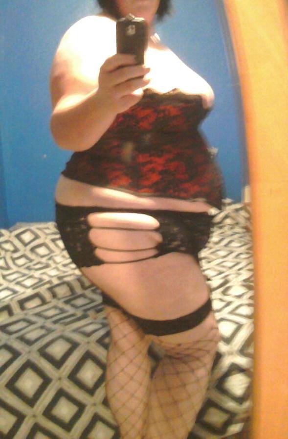 25P Random nerdy cute BBW girl