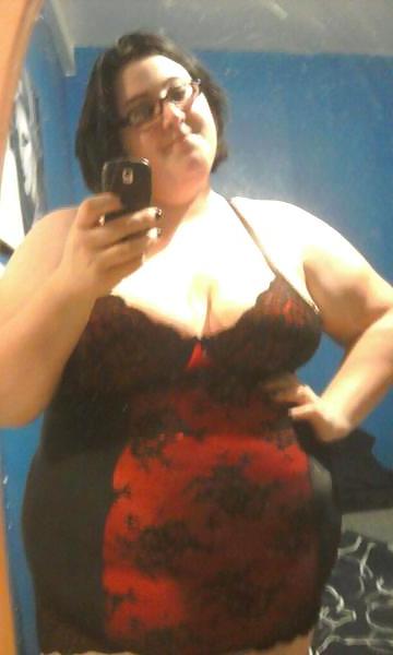 25P Random nerdy cute BBW girl