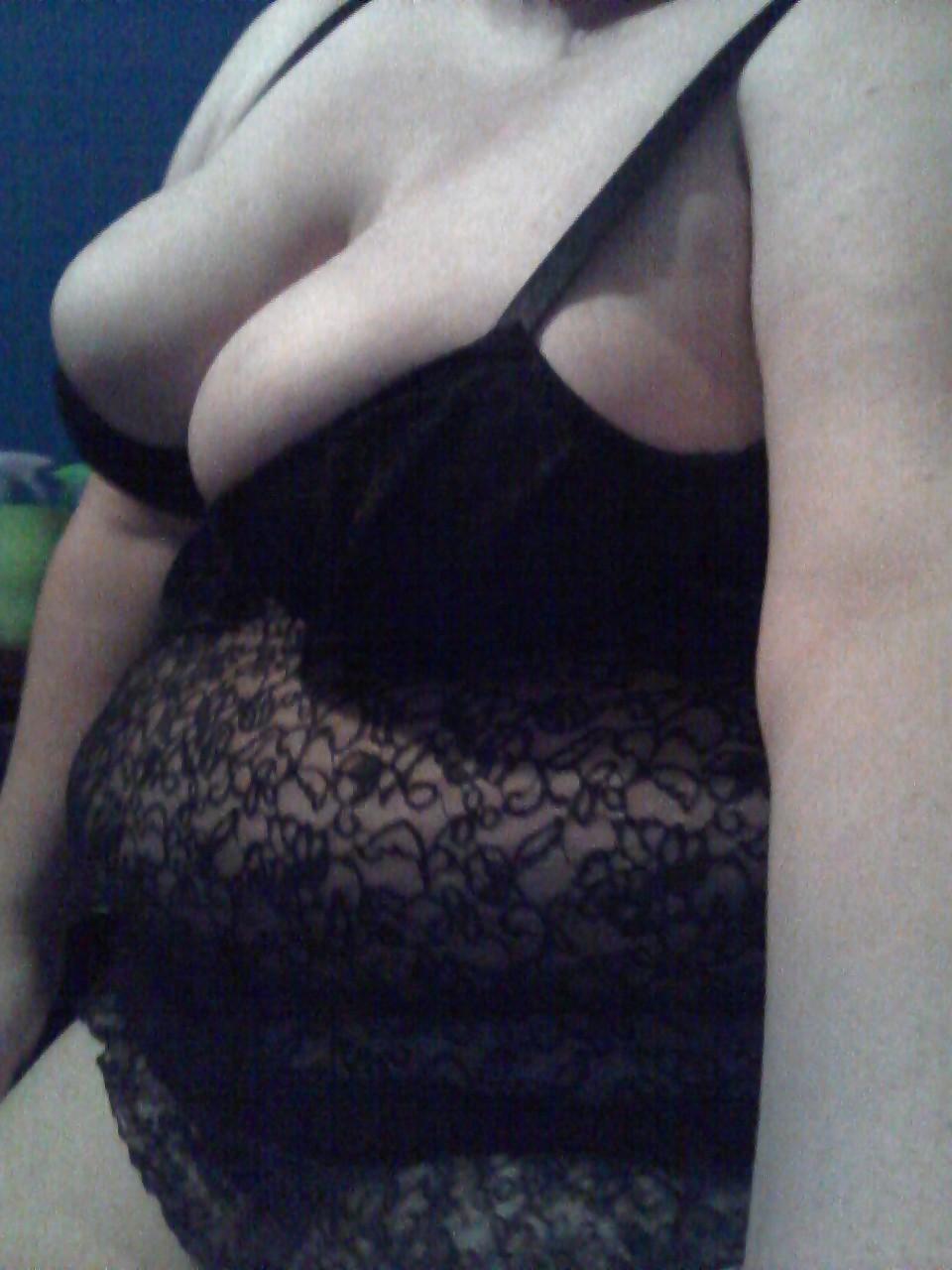 25P Random nerdy cute BBW girl